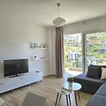 Sea View In 283 *